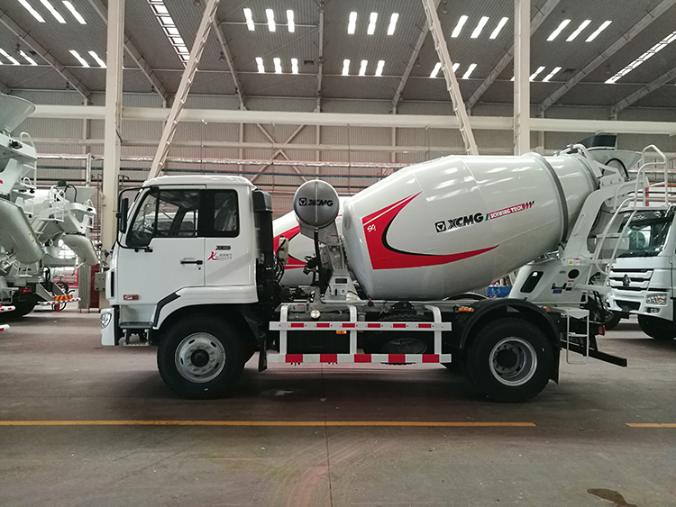 XCMG Official G04K Chinese 4m3 Mini Ready Mix Concrete Trucks for Sale